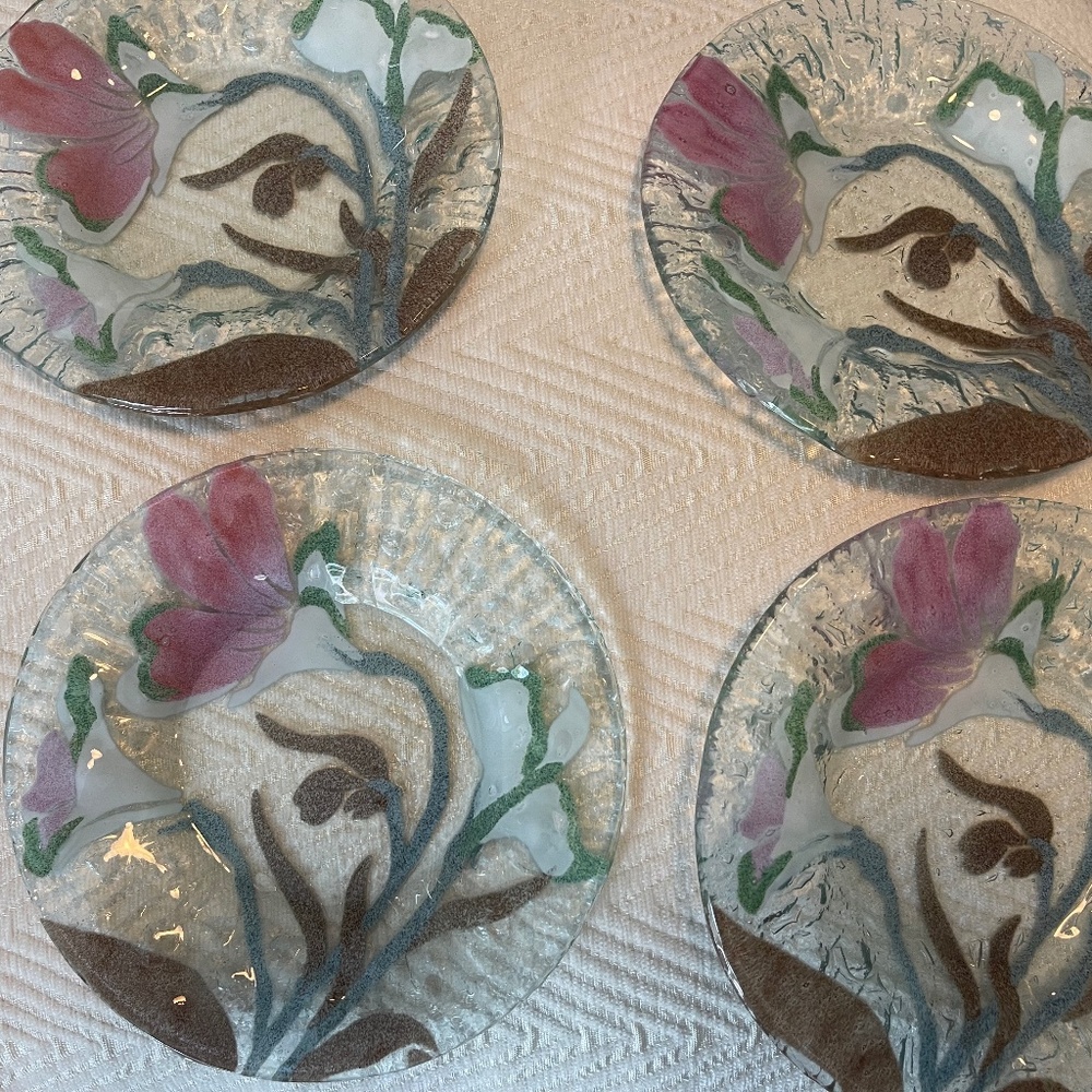 Vintage Sydenstricker Round Fused Glass 6 3/4" Plates- 4 Total